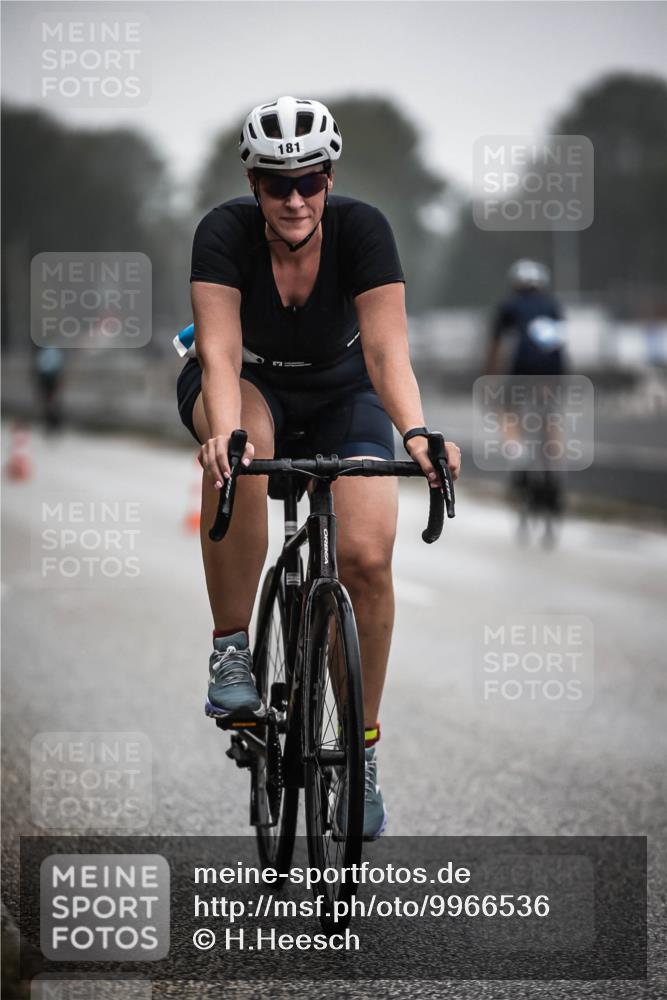 16.08.2026 - KN Förde Triathlon 2026 H.Heesch http://msf.ph/oto/9966536 16.08.2026 09:29:56 Radfahren 121, 176, 181, 206, 211, 229 meine-sportfotos.de
