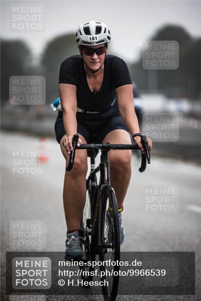 16.08.2026 - KN Förde Triathlon 2026 H.Heesch http://msf.ph/oto/9966539 16.08.2026 09:29:56 Radfahren 121, 176, 181, 206, 211, 229 meine-sportfotos.de
