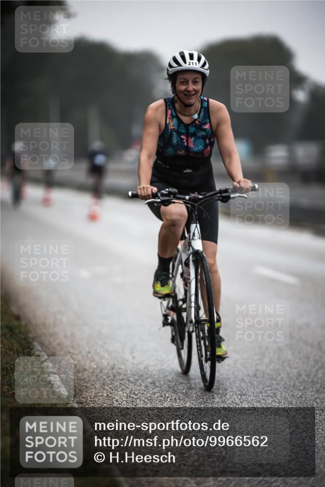 16.08.2026 - KN Förde Triathlon 2026 H.Heesch http://msf.ph/oto/9966562 16.08.2026 09:30:01 Radfahren 126, 176, 211, 229 meine-sportfotos.de