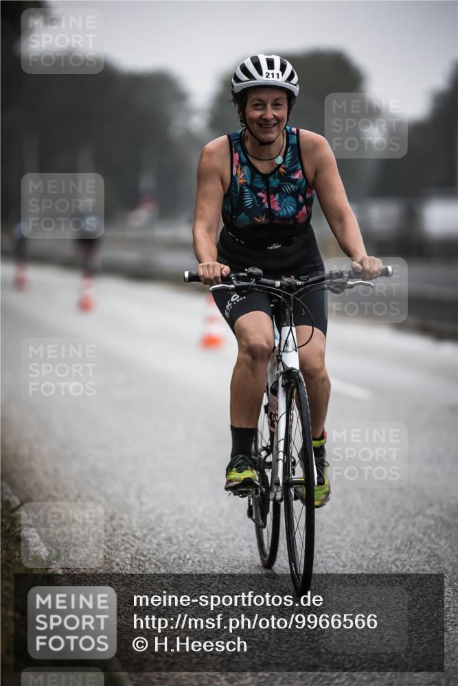 16.08.2026 - KN Förde Triathlon 2026 H.Heesch http://msf.ph/oto/9966566 16.08.2026 09:30:01 Radfahren 126, 176, 211, 229 meine-sportfotos.de