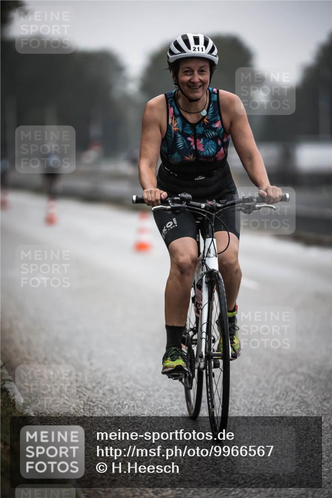 16.08.2026 - KN Förde Triathlon 2026 H.Heesch http://msf.ph/oto/9966567 16.08.2026 09:30:01 Radfahren 126, 176, 211, 229 meine-sportfotos.de