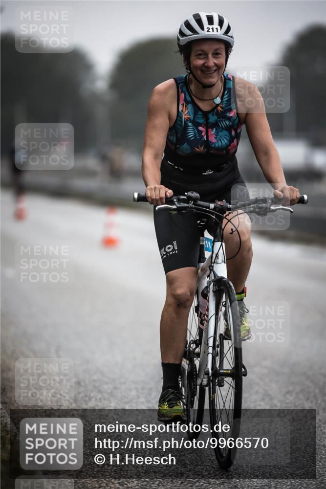 16.08.2026 - KN Förde Triathlon 2026 H.Heesch http://msf.ph/oto/9966570 16.08.2026 09:30:01 Radfahren 126, 176, 211, 229 meine-sportfotos.de