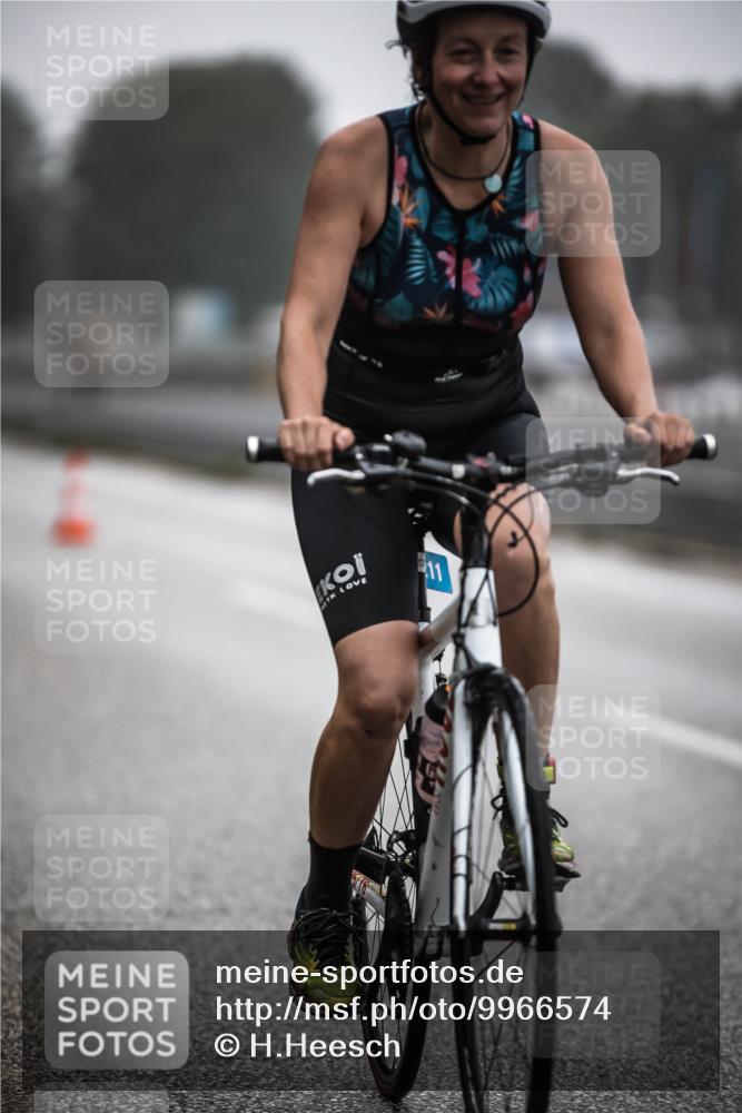 16.08.2026 - KN Förde Triathlon 2026 H.Heesch http://msf.ph/oto/9966574 16.08.2026 09:30:01 Radfahren 126, 176, 211, 229 meine-sportfotos.de