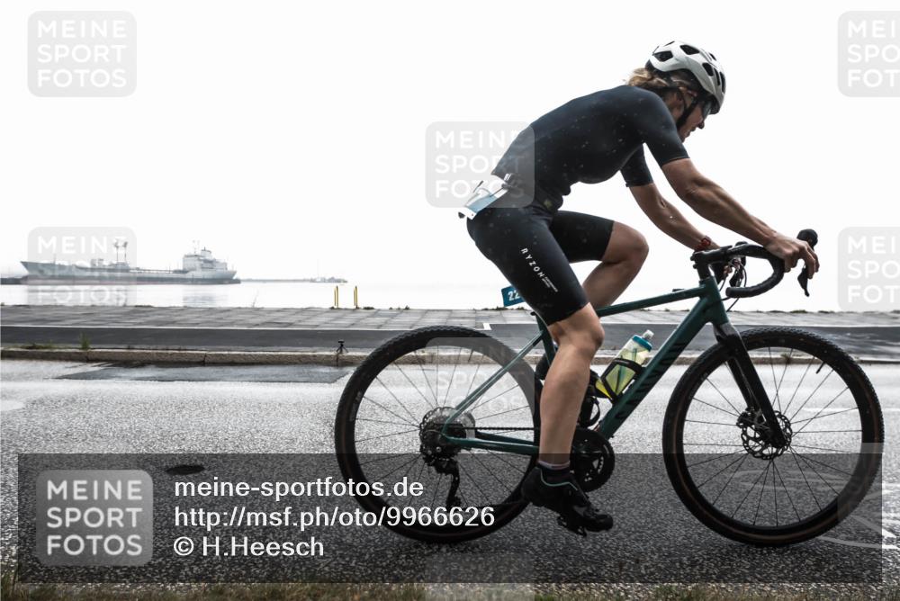 16.08.2026 - KN Förde Triathlon 2026 H.Heesch http://msf.ph/oto/9966626 16.08.2026 09:39:42 Radfahren 119, 227, 242, 537 meine-sportfotos.de