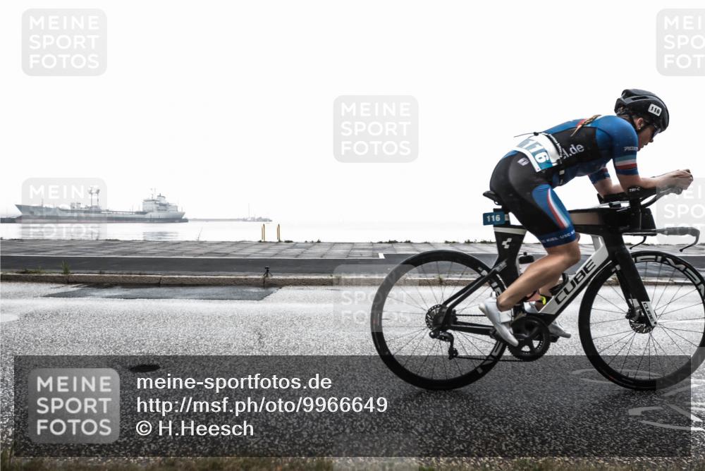 16.08.2026 - KN Förde Triathlon 2026 H.Heesch http://msf.ph/oto/9966649 16.08.2026 09:40:18 Radfahren 110, 113, 116, 121, 148, 160, 206 meine-sportfotos.de