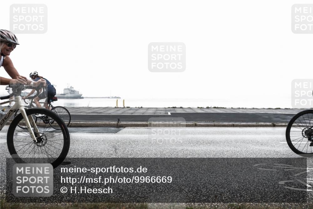 16.08.2026 - KN Förde Triathlon 2026 H.Heesch http://msf.ph/oto/9966669 16.08.2026 09:40:34 Radfahren 133, 163, 199, 201, 230, 232 meine-sportfotos.de