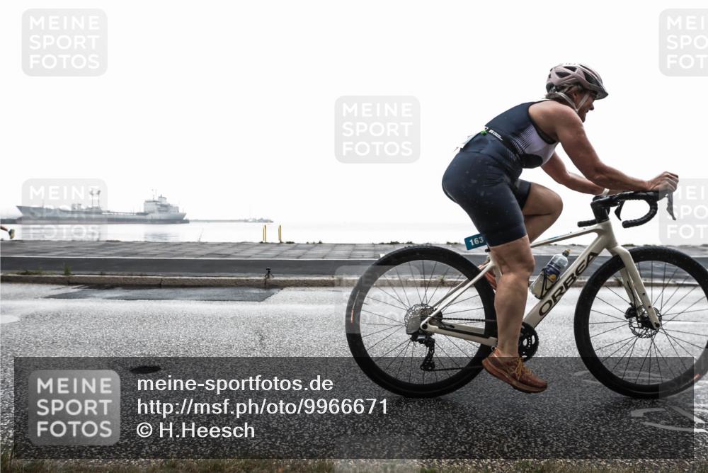 16.08.2026 - KN Förde Triathlon 2026 H.Heesch http://msf.ph/oto/9966671 16.08.2026 09:40:35 Radfahren 163, 199, 201, 230, 232 meine-sportfotos.de