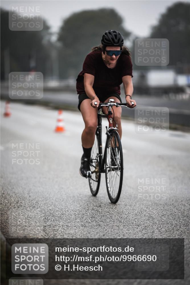 16.08.2026 - KN Förde Triathlon 2026 H.Heesch http://msf.ph/oto/9966690 16.08.2026 09:30:14 Radfahren 171, 177, 180, 215 meine-sportfotos.de
