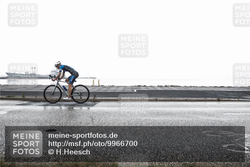 16.08.2026 - KN Förde Triathlon 2026 H.Heesch http://msf.ph/oto/9966700 16.08.2026 09:41:20 Radfahren 149, 205, 233, 234, 240, 264 meine-sportfotos.de