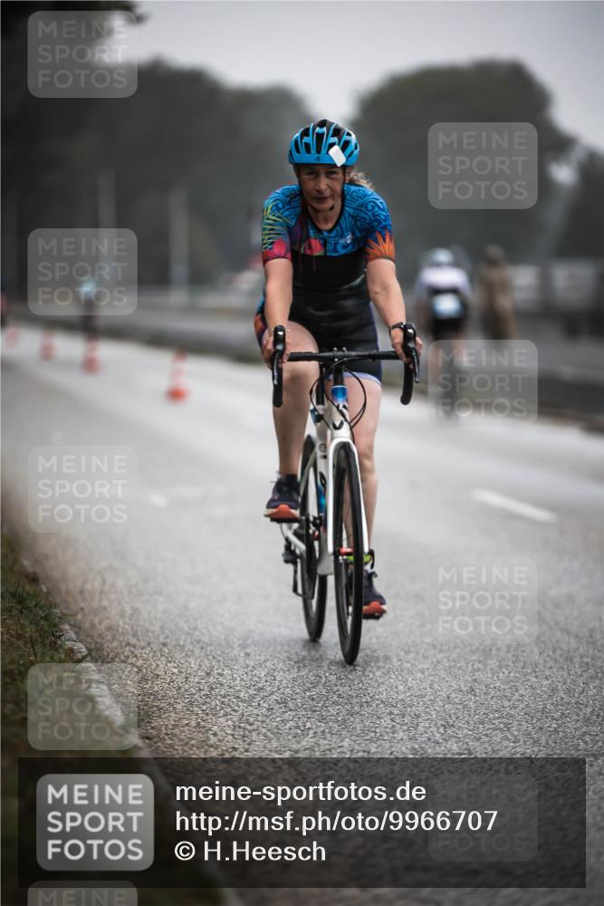 16.08.2026 - KN Förde Triathlon 2026 H.Heesch http://msf.ph/oto/9966707 16.08.2026 09:30:17 Radfahren 142, 171, 180, 215, 235 meine-sportfotos.de