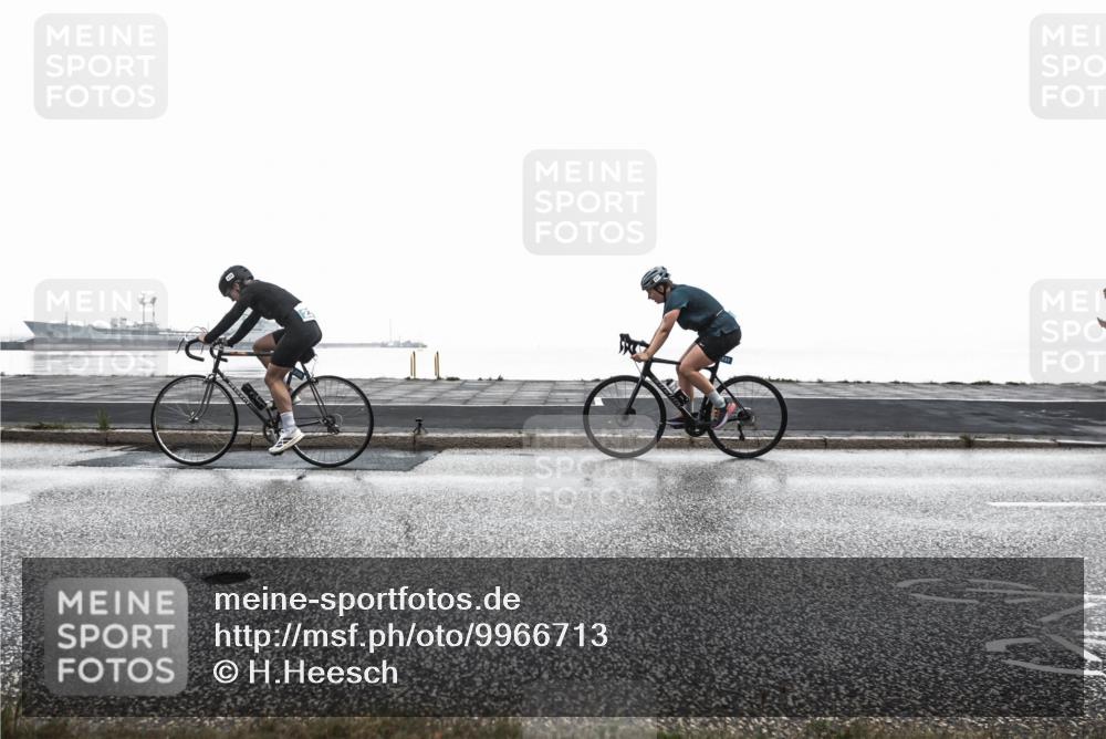 16.08.2026 - KN Förde Triathlon 2026 H.Heesch http://msf.ph/oto/9966713 16.08.2026 09:41:36 Radfahren 102, 118, 130, 213, 229 meine-sportfotos.de