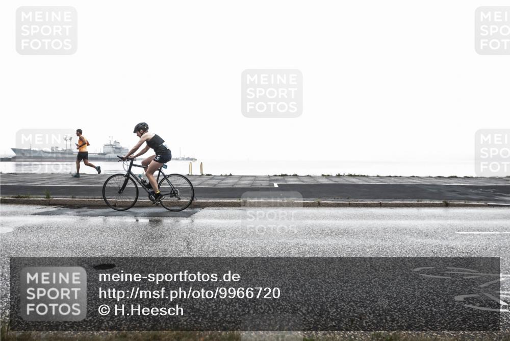 16.08.2026 - KN Förde Triathlon 2026 H.Heesch http://msf.ph/oto/9966720 16.08.2026 09:41:41 Radfahren 117, 118, 126, 129, 130, 171, 229 meine-sportfotos.de