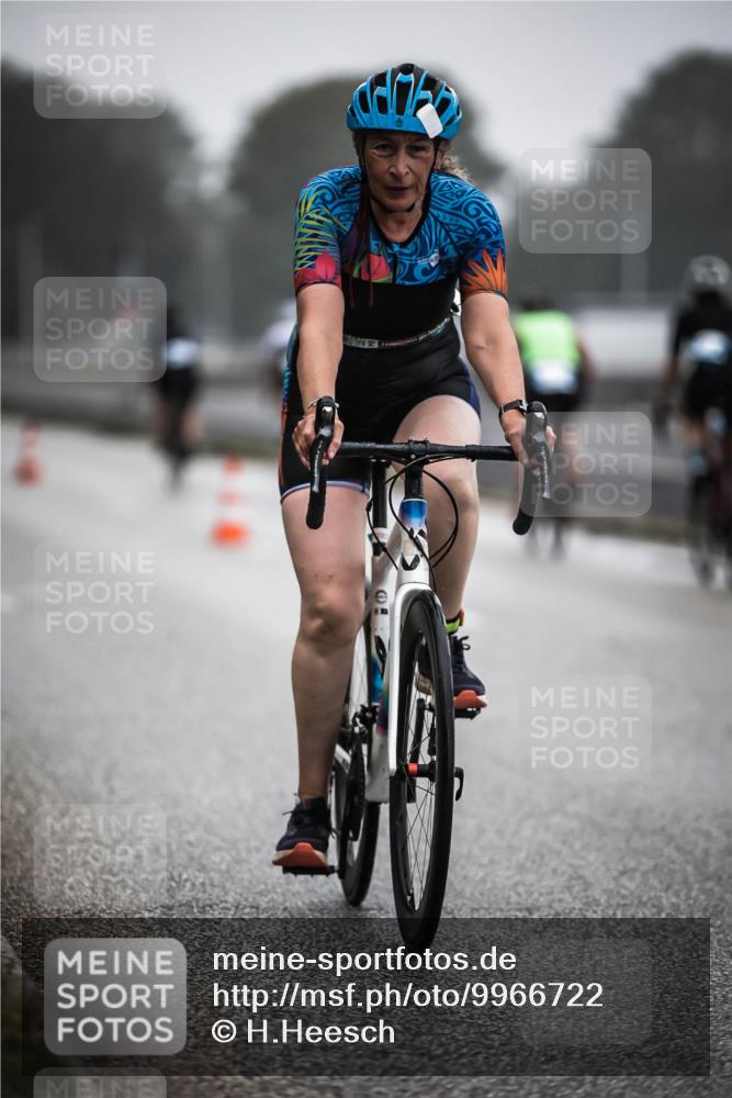 16.08.2026 - KN Förde Triathlon 2026 H.Heesch http://msf.ph/oto/9966722 16.08.2026 09:30:17 Radfahren 142, 171, 180, 215, 235 meine-sportfotos.de