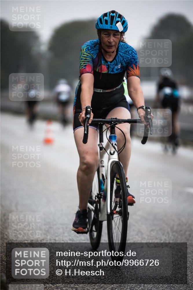 16.08.2026 - KN Förde Triathlon 2026 H.Heesch http://msf.ph/oto/9966726 16.08.2026 09:30:17 Radfahren 142, 171, 180, 215, 235 meine-sportfotos.de