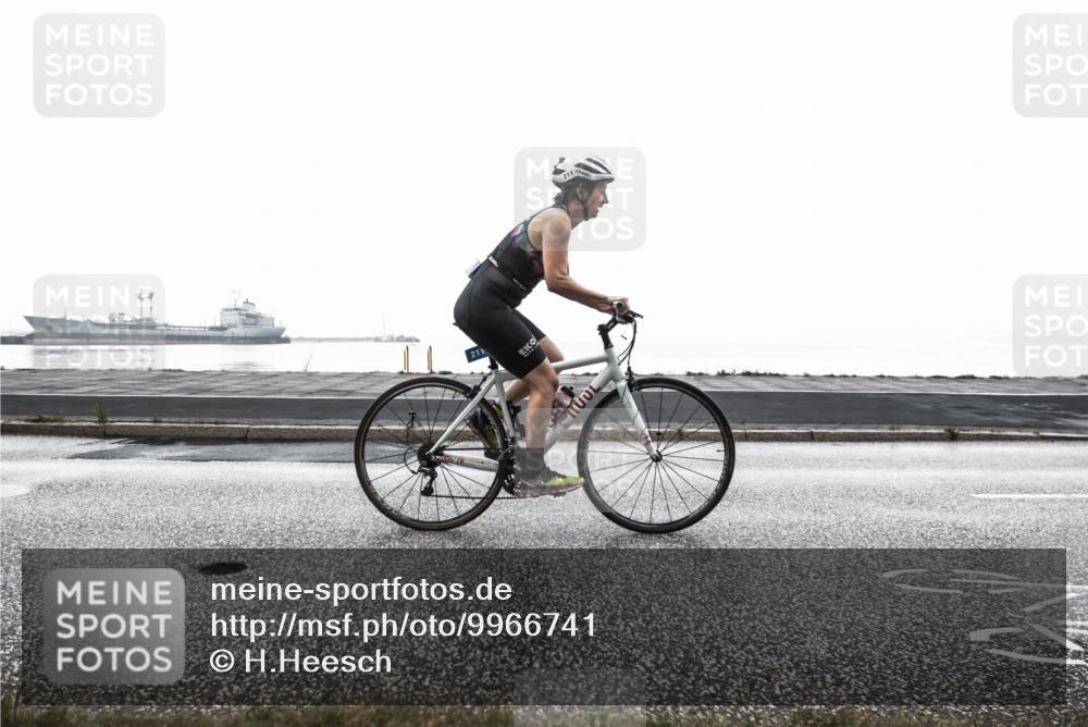 16.08.2026 - KN Förde Triathlon 2026 H.Heesch http://msf.ph/oto/9966741 16.08.2026 09:41:50 Radfahren 107, 128, 180, 181, 194, 211, 239, 245 meine-sportfotos.de