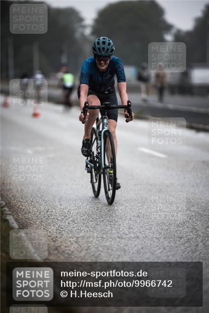 16.08.2026 - KN Förde Triathlon 2026 H.Heesch http://msf.ph/oto/9966742 16.08.2026 09:30:20 Radfahren 142, 146, 171, 235 meine-sportfotos.de
