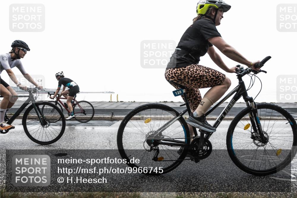 16.08.2026 - KN Förde Triathlon 2026 H.Heesch http://msf.ph/oto/9966745 16.08.2026 09:41:53 Radfahren 128, 181, 194, 239, 245 meine-sportfotos.de