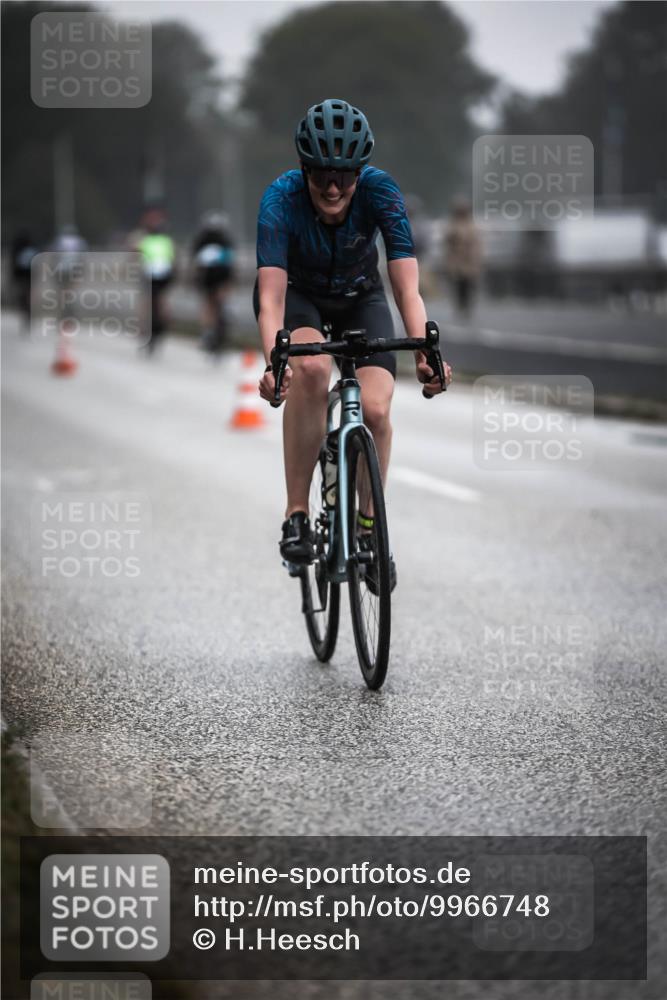 16.08.2026 - KN Förde Triathlon 2026 H.Heesch http://msf.ph/oto/9966748 16.08.2026 09:30:21 Radfahren 142, 146, 235 meine-sportfotos.de