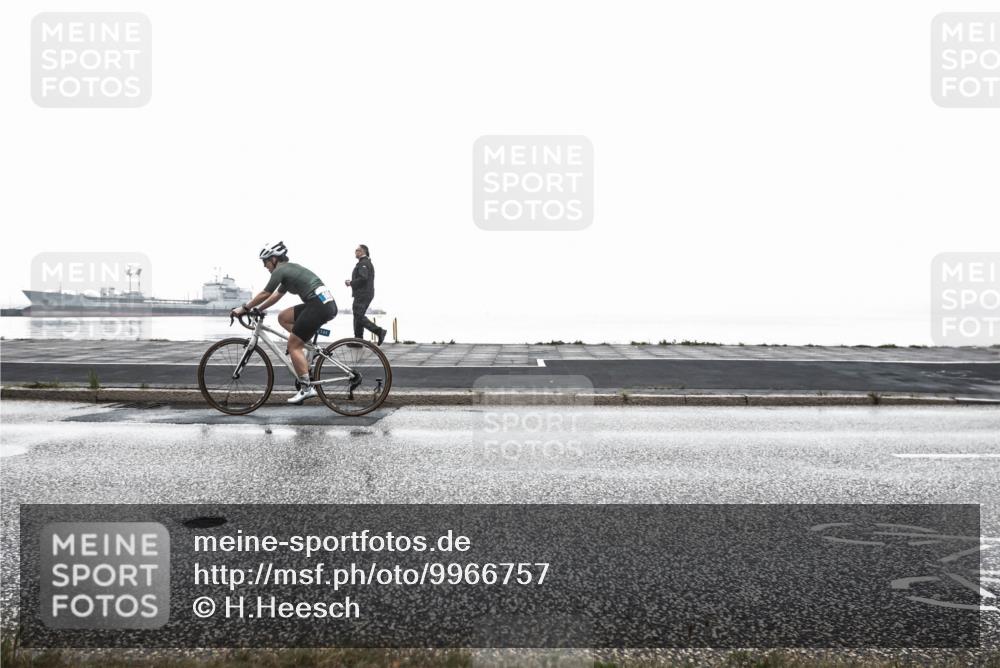 16.08.2026 - KN Förde Triathlon 2026 H.Heesch http://msf.ph/oto/9966757 16.08.2026 09:42:20 Radfahren 179, 226 meine-sportfotos.de