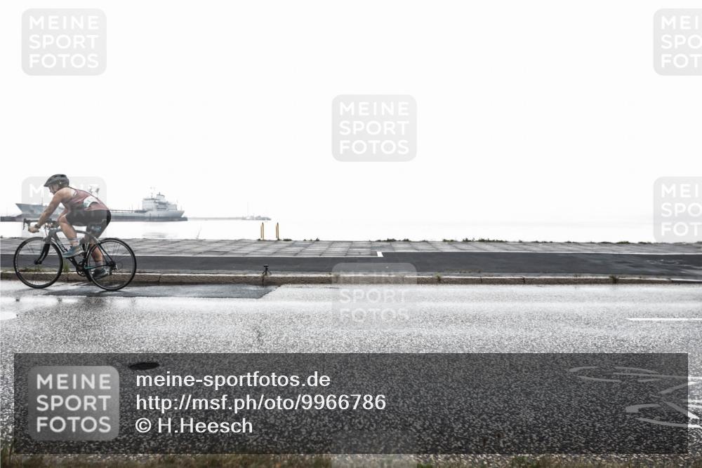 16.08.2026 - KN Förde Triathlon 2026 H.Heesch http://msf.ph/oto/9966786 16.08.2026 09:42:53 Radfahren 120, 127, 143, 182, 222 meine-sportfotos.de