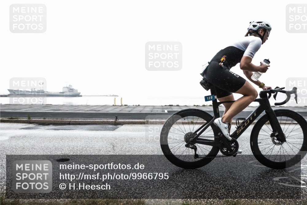 16.08.2026 - KN Förde Triathlon 2026 H.Heesch http://msf.ph/oto/9966795 16.08.2026 09:42:59 Radfahren 127, 133, 214, 219, 222 meine-sportfotos.de