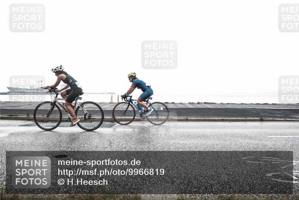 16.08.2026 - KN Förde Triathlon 2026 H.Heesch http://msf.ph/oto/9966819 16.08.2026 09:43:32 Radfahren 114, 134, 215, 258 meine-sportfotos.de
