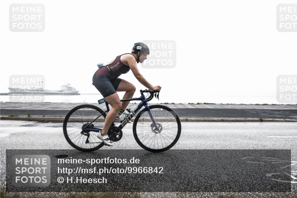 16.08.2026 - KN Förde Triathlon 2026 H.Heesch http://msf.ph/oto/9966842 16.08.2026 09:43:48 Radfahren 135, 149, 193, 206 meine-sportfotos.de