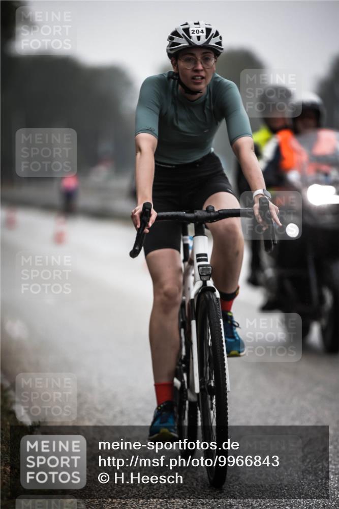 16.08.2026 - KN Förde Triathlon 2026 H.Heesch http://msf.ph/oto/9966843 16.08.2026 09:30:30 Radfahren 110, 113, 179, 204, 219 meine-sportfotos.de