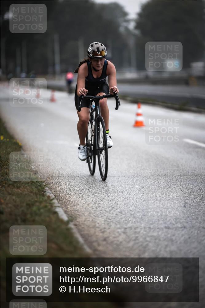 16.08.2026 - KN Förde Triathlon 2026 H.Heesch http://msf.ph/oto/9966847 16.08.2026 09:30:32 Radfahren 110, 113, 159, 179, 204, 219 meine-sportfotos.de