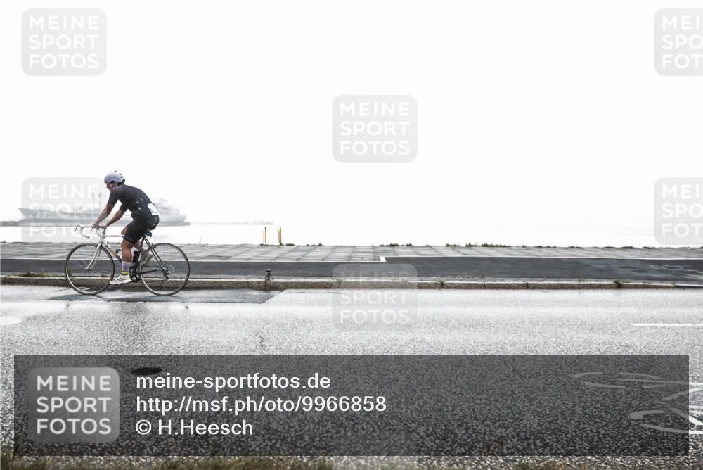 16.08.2026 - KN Förde Triathlon 2026 H.Heesch http://msf.ph/oto/9966858 16.08.2026 09:44:11 Radfahren 130, 131, 235, 247, 251, 805 meine-sportfotos.de