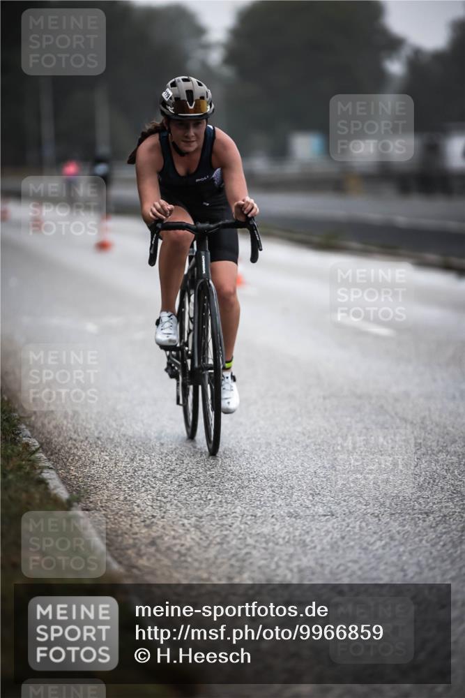 16.08.2026 - KN Förde Triathlon 2026 H.Heesch http://msf.ph/oto/9966859 16.08.2026 09:30:33 Radfahren 159, 179, 204, 219 meine-sportfotos.de