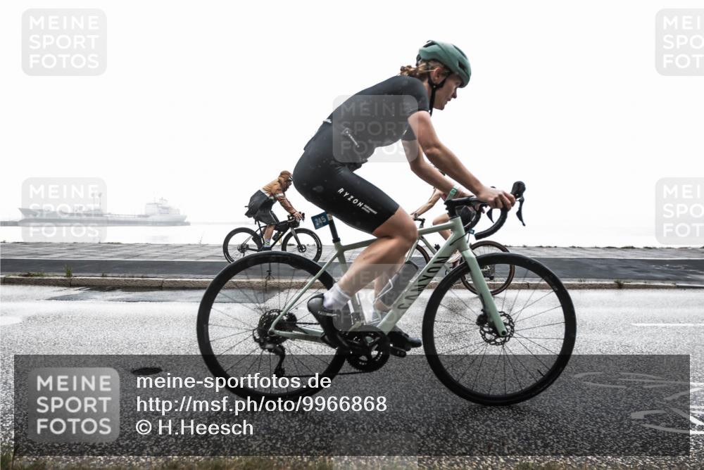 16.08.2026 - KN Förde Triathlon 2026 H.Heesch http://msf.ph/oto/9966868 16.08.2026 09:44:18 Radfahren 129, 131, 137, 245 meine-sportfotos.de