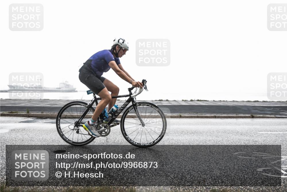16.08.2026 - KN Förde Triathlon 2026 H.Heesch http://msf.ph/oto/9966873 16.08.2026 09:44:22 Radfahren 105, 129, 137, 170, 229 meine-sportfotos.de