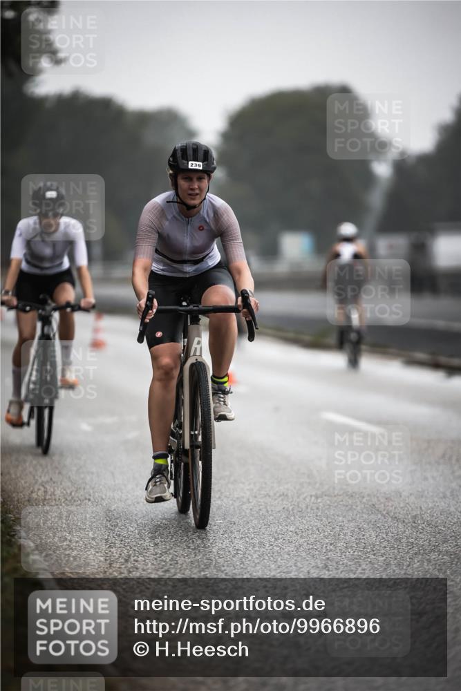 16.08.2026 - KN Förde Triathlon 2026 H.Heesch http://msf.ph/oto/9966896 16.08.2026 09:30:44 Radfahren 160, 194, 202, 239, 248 meine-sportfotos.de