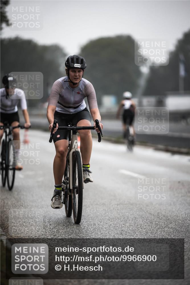 16.08.2026 - KN Förde Triathlon 2026 H.Heesch http://msf.ph/oto/9966900 16.08.2026 09:30:44 Radfahren 160, 194, 202, 239, 248 meine-sportfotos.de