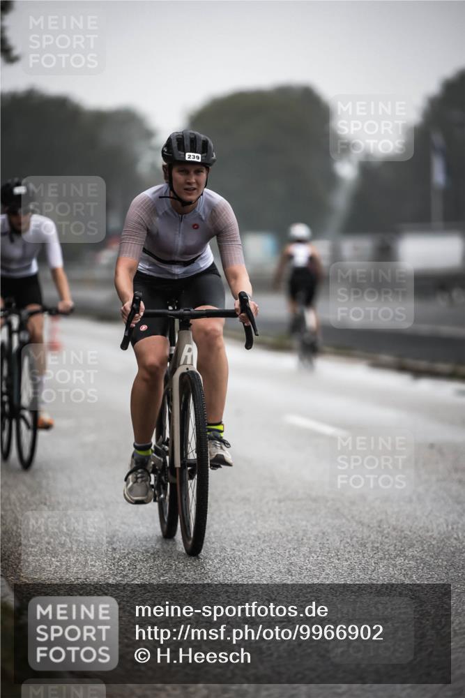 16.08.2026 - KN Förde Triathlon 2026 H.Heesch http://msf.ph/oto/9966902 16.08.2026 09:30:44 Radfahren 160, 194, 202, 239, 248 meine-sportfotos.de