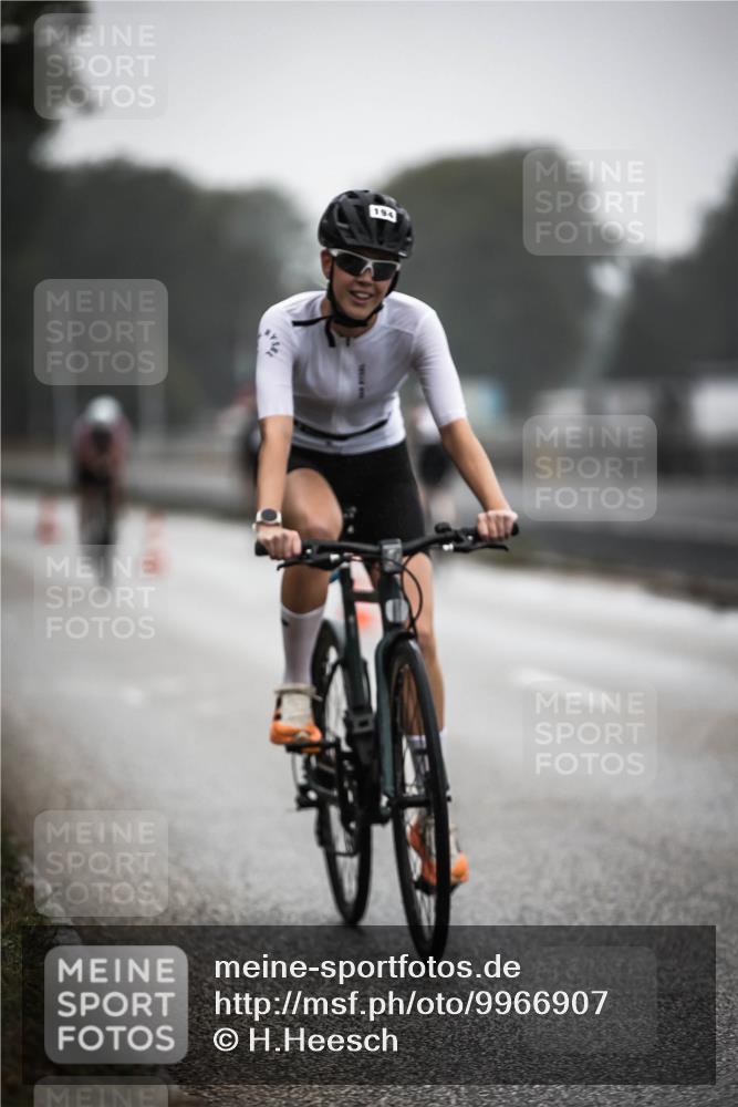 16.08.2026 - KN Förde Triathlon 2026 H.Heesch http://msf.ph/oto/9966907 16.08.2026 09:30:46 Radfahren 129, 160, 194, 205, 239, 248 meine-sportfotos.de