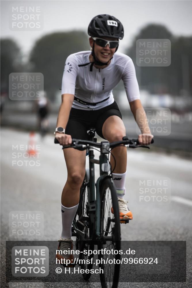 16.08.2026 - KN Förde Triathlon 2026 H.Heesch http://msf.ph/oto/9966924 16.08.2026 09:30:46 Radfahren 129, 160, 194, 205, 239, 248 meine-sportfotos.de