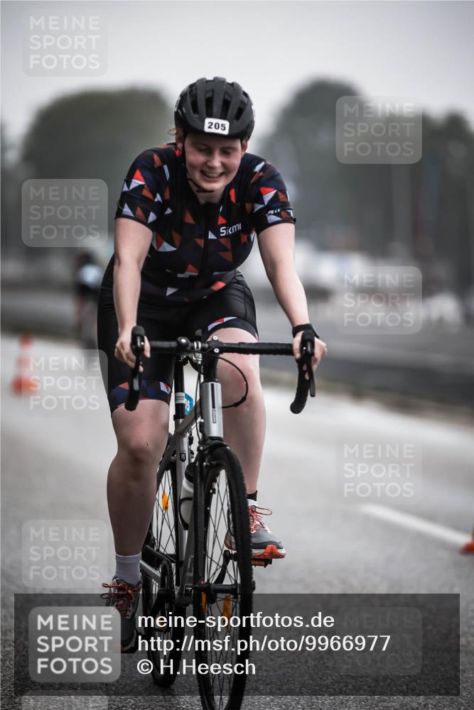 16.08.2026 - KN Förde Triathlon 2026 H.Heesch http://msf.ph/oto/9966977 16.08.2026 09:30:50 Radfahren 129, 141, 149, 160, 205 meine-sportfotos.de