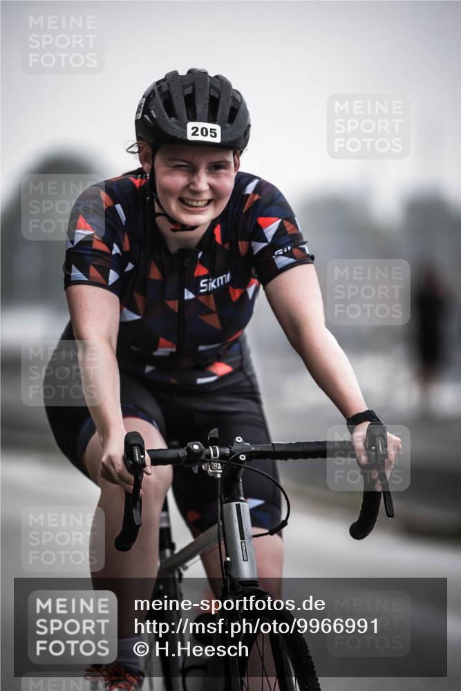 16.08.2026 - KN Förde Triathlon 2026 H.Heesch http://msf.ph/oto/9966991 16.08.2026 09:30:51 Radfahren 129, 141, 149, 160, 205 meine-sportfotos.de