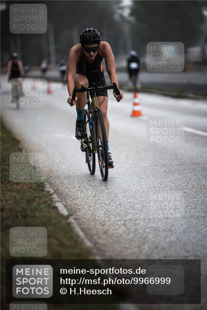 16.08.2026 - KN Förde Triathlon 2026 H.Heesch http://msf.ph/oto/9966999 16.08.2026 09:30:57 Radfahren 122, 149, 214, 223 meine-sportfotos.de