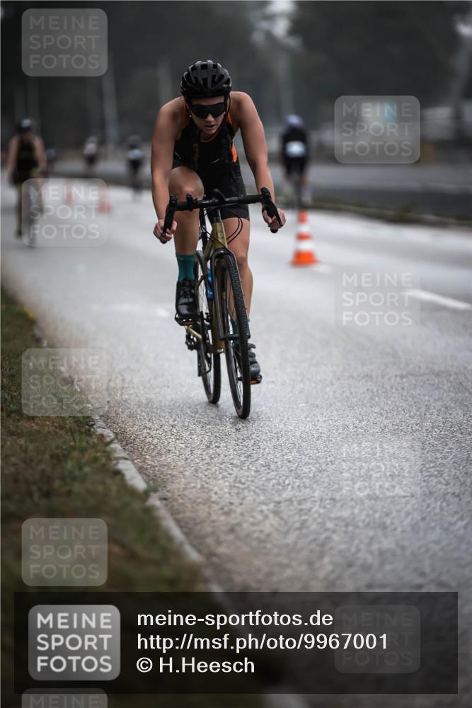 16.08.2026 - KN Förde Triathlon 2026 H.Heesch http://msf.ph/oto/9967001 16.08.2026 09:30:57 Radfahren 122, 149, 214, 223 meine-sportfotos.de