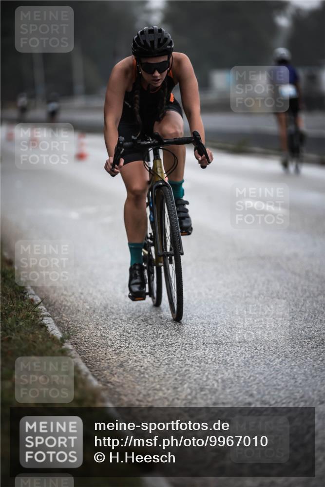16.08.2026 - KN Förde Triathlon 2026 H.Heesch http://msf.ph/oto/9967010 16.08.2026 09:30:58 Radfahren 122, 130, 149, 214, 223 meine-sportfotos.de