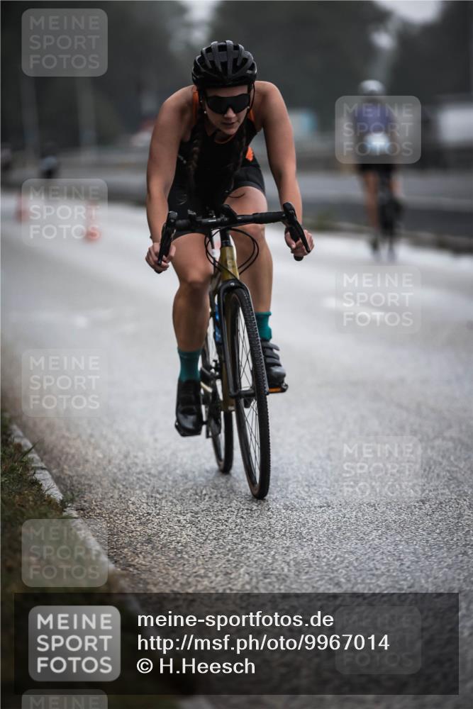 16.08.2026 - KN Förde Triathlon 2026 H.Heesch http://msf.ph/oto/9967014 16.08.2026 09:30:58 Radfahren 122, 130, 149, 214, 223 meine-sportfotos.de