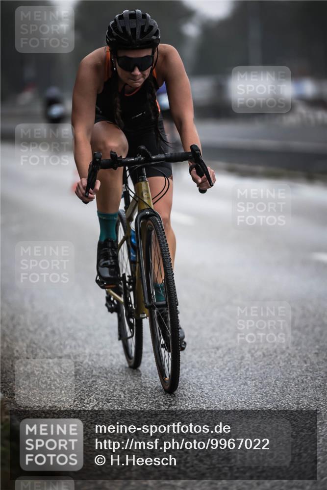 16.08.2026 - KN Förde Triathlon 2026 H.Heesch http://msf.ph/oto/9967022 16.08.2026 09:30:58 Radfahren 122, 130, 149, 214, 223 meine-sportfotos.de