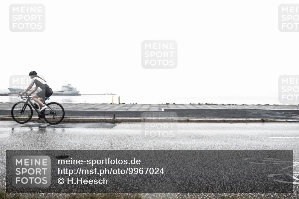16.08.2026 - KN Förde Triathlon 2026 H.Heesch http://msf.ph/oto/9967024 16.08.2026 09:47:02 Radfahren 119, 131, 166, 805 meine-sportfotos.de