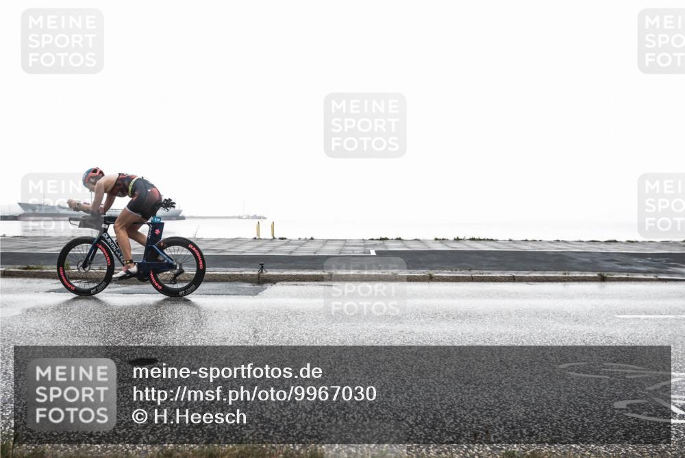16.08.2026 - KN Förde Triathlon 2026 H.Heesch http://msf.ph/oto/9967030 16.08.2026 09:47:11 Radfahren  meine-sportfotos.de
