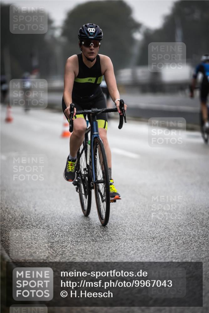 16.08.2026 - KN Förde Triathlon 2026 H.Heesch http://msf.ph/oto/9967043 16.08.2026 09:31:02 Radfahren 117, 130, 214, 223 meine-sportfotos.de