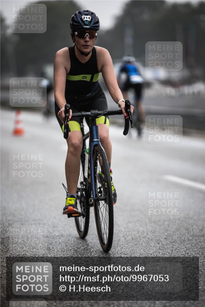 16.08.2026 - KN Förde Triathlon 2026 H.Heesch http://msf.ph/oto/9967053 16.08.2026 09:31:02 Radfahren 117, 130, 214, 223 meine-sportfotos.de