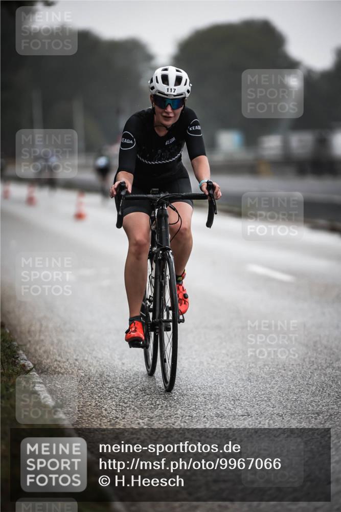 16.08.2026 - KN Förde Triathlon 2026 H.Heesch http://msf.ph/oto/9967066 16.08.2026 09:31:05 Radfahren 117, 130, 214 meine-sportfotos.de